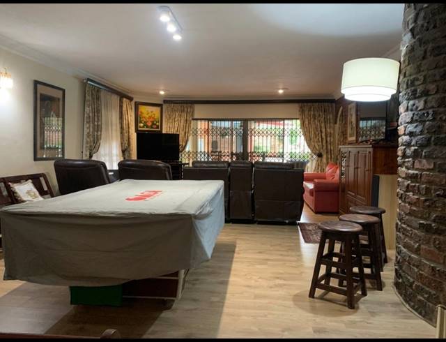 6 BEDROOM HOUSE FOR SALE IN VANDERBIJLPARK SE 2